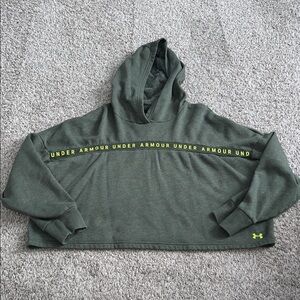 Under Armour Cropped Hoodie